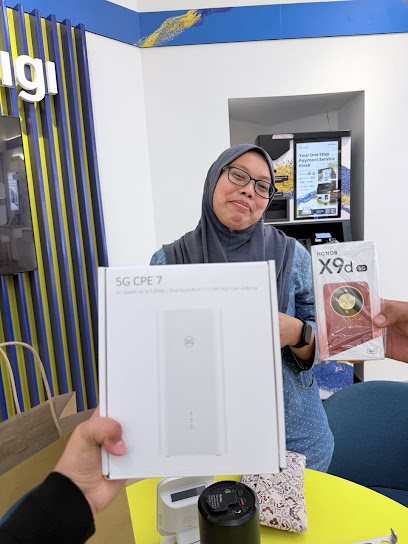 CelcomDigi Express Kuantan Parade, Kuantan