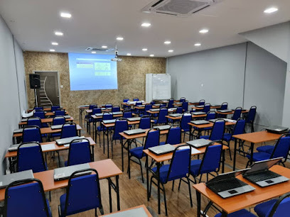 COMMERCIAL UNIVERSITY TRAINING CENTRE, SEREMBAN 3, Seremban
