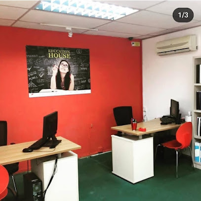 Education House IGCSE Homeschool & Tuition Centre - SS15 Subang Jaya, Subang Jaya