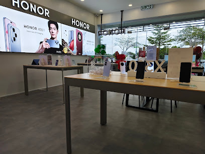 Maxis Store Saradise by Ezzee Telecomunication, Kuching