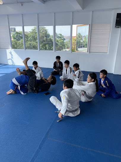 Muayfit Subang Jaya, Subang Jaya